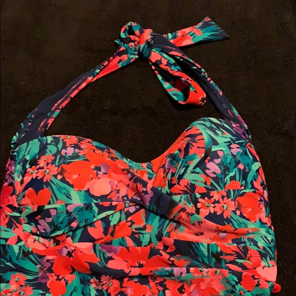Bathing suit